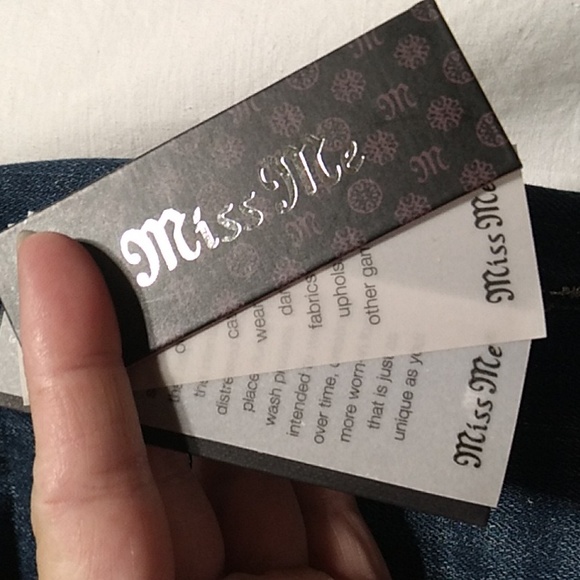 RARE! NWT Miss Me Signature Skinny Sequined Decorated Jeans Sz.31/30 - Picture 4 of 16